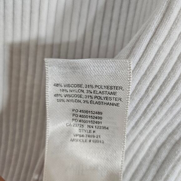 ⚡️SALE! Aritzia Wilfred White Ribbed Mini Skirt - Picture 9 of 9